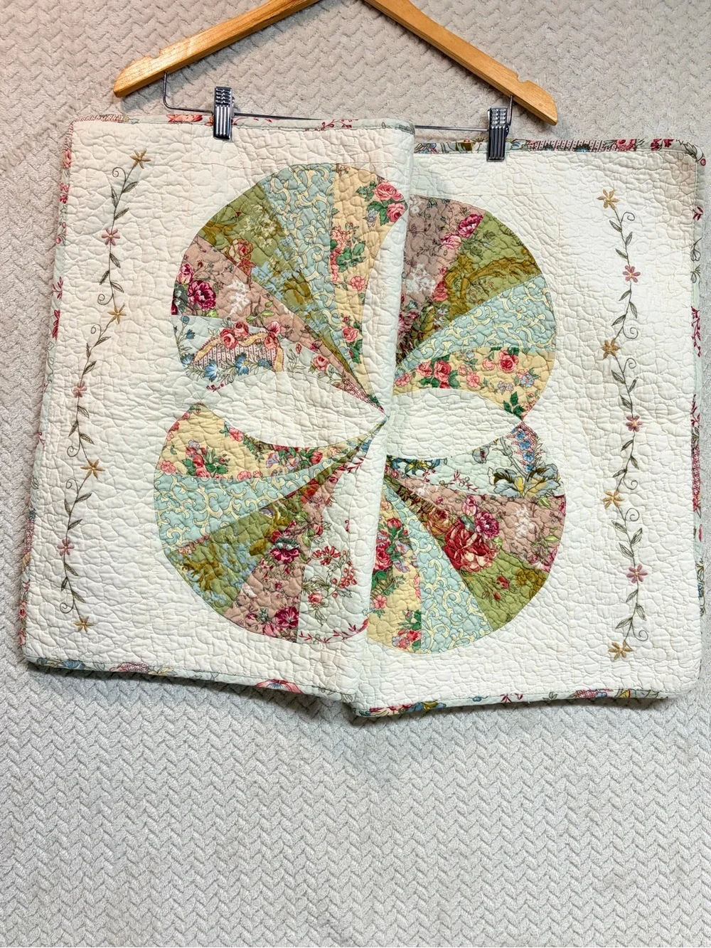 VTG Nostalgia Home Fashions Quilted Pillow Shams Set of 2 Floral Fan 21x27